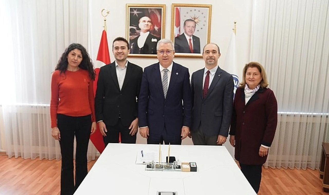 Karadut ve adaçayının bakteri tedavisine etkisi araştırılacak