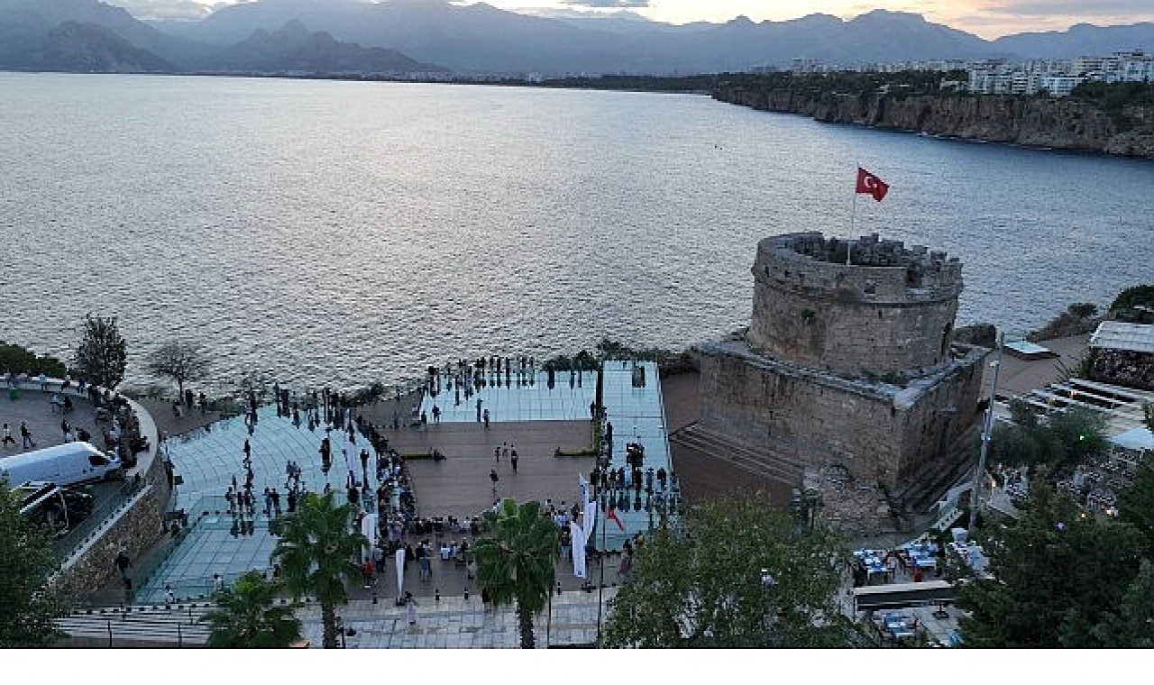 Hıdırlık Kulesi’nde “Gün Batımı Konserleri” sürüyor